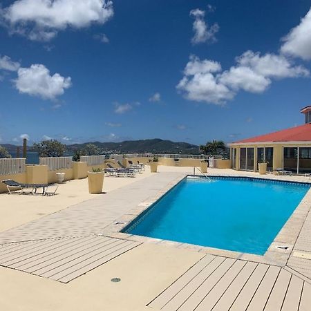 Dramatic Views From This Specious 1Bd/1Bth Christianted Bagian luar foto