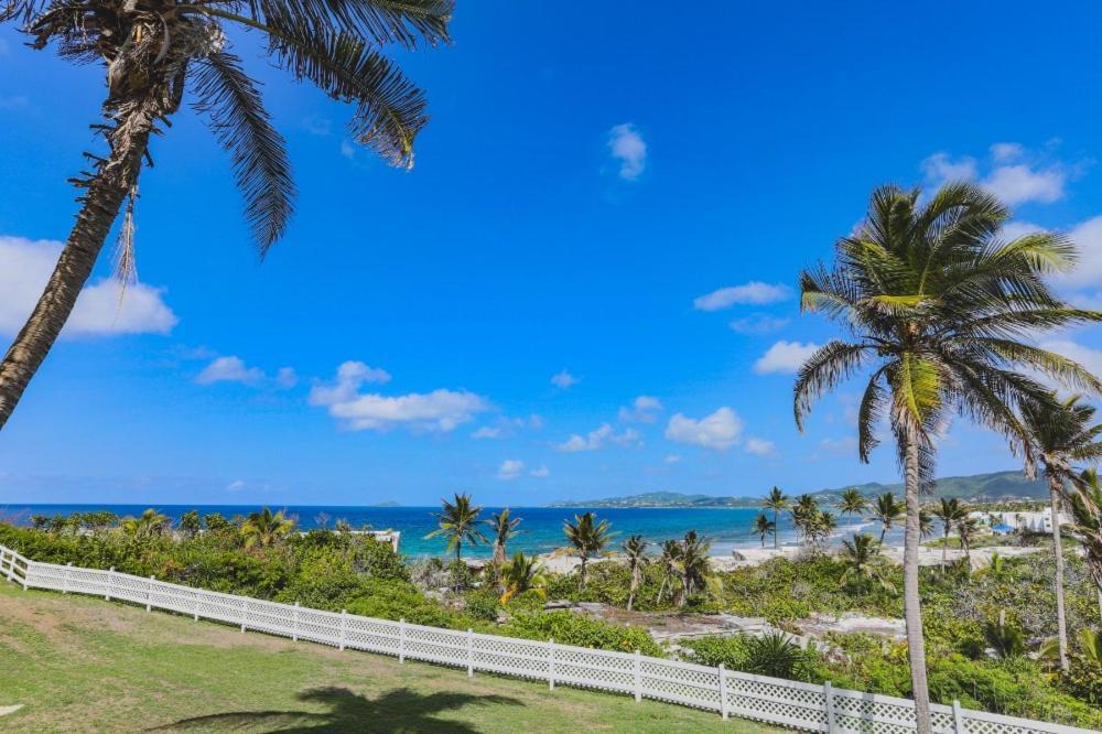 Dramatic Views From This Specious 1Bd/1Bth Christianted Bagian luar foto