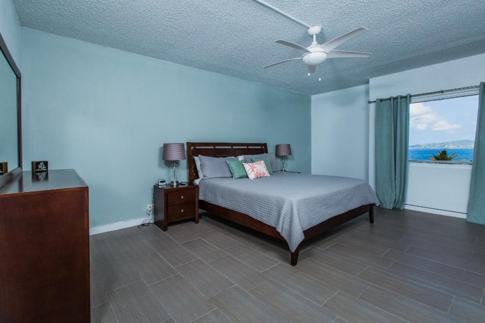 Dramatic Views From This Specious 1Bd/1Bth Christianted Bagian luar foto