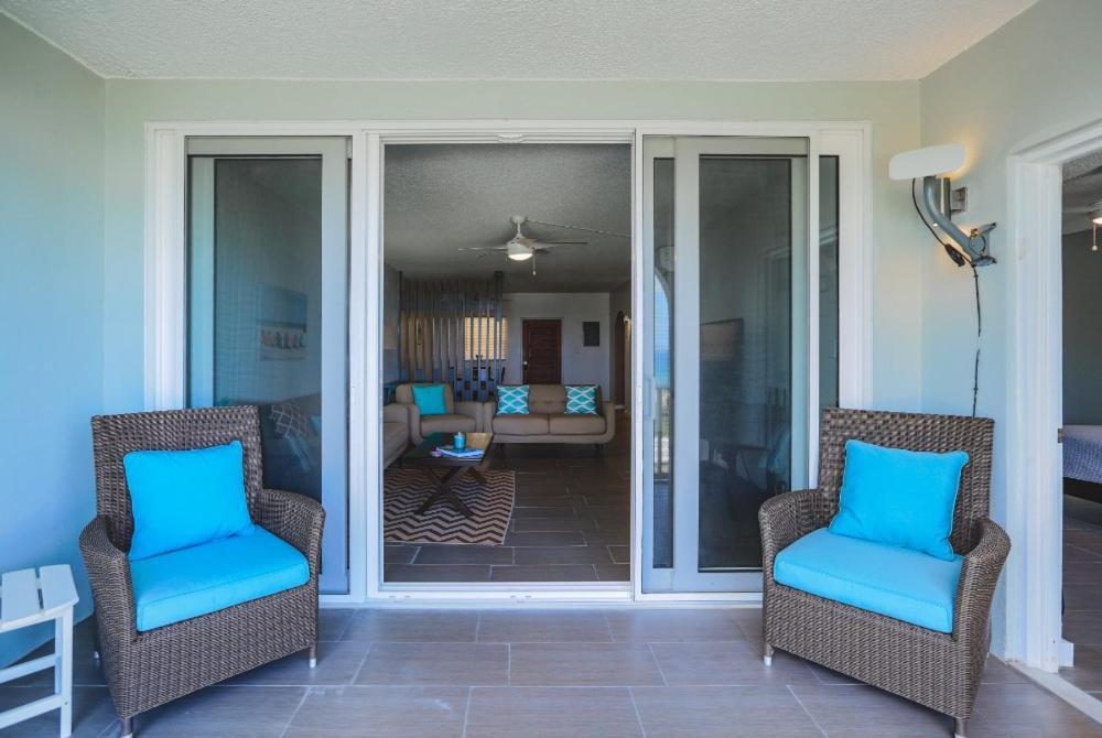 Dramatic Views From This Specious 1Bd/1Bth Christianted Bagian luar foto