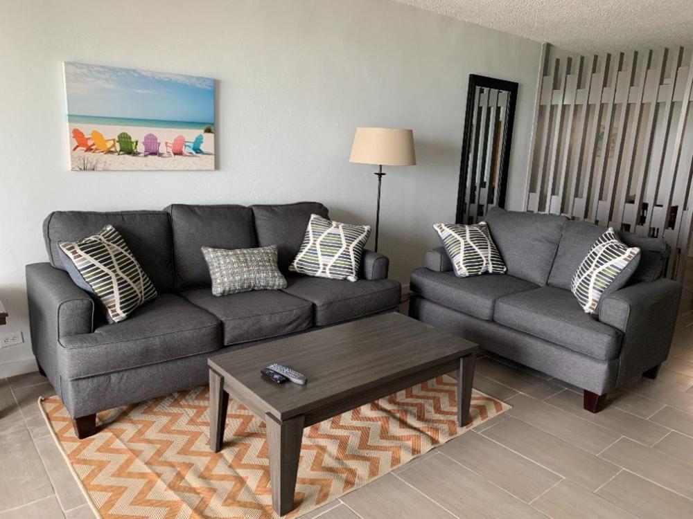 Dramatic Views From This Specious 1Bd/1Bth Christianted Bagian luar foto